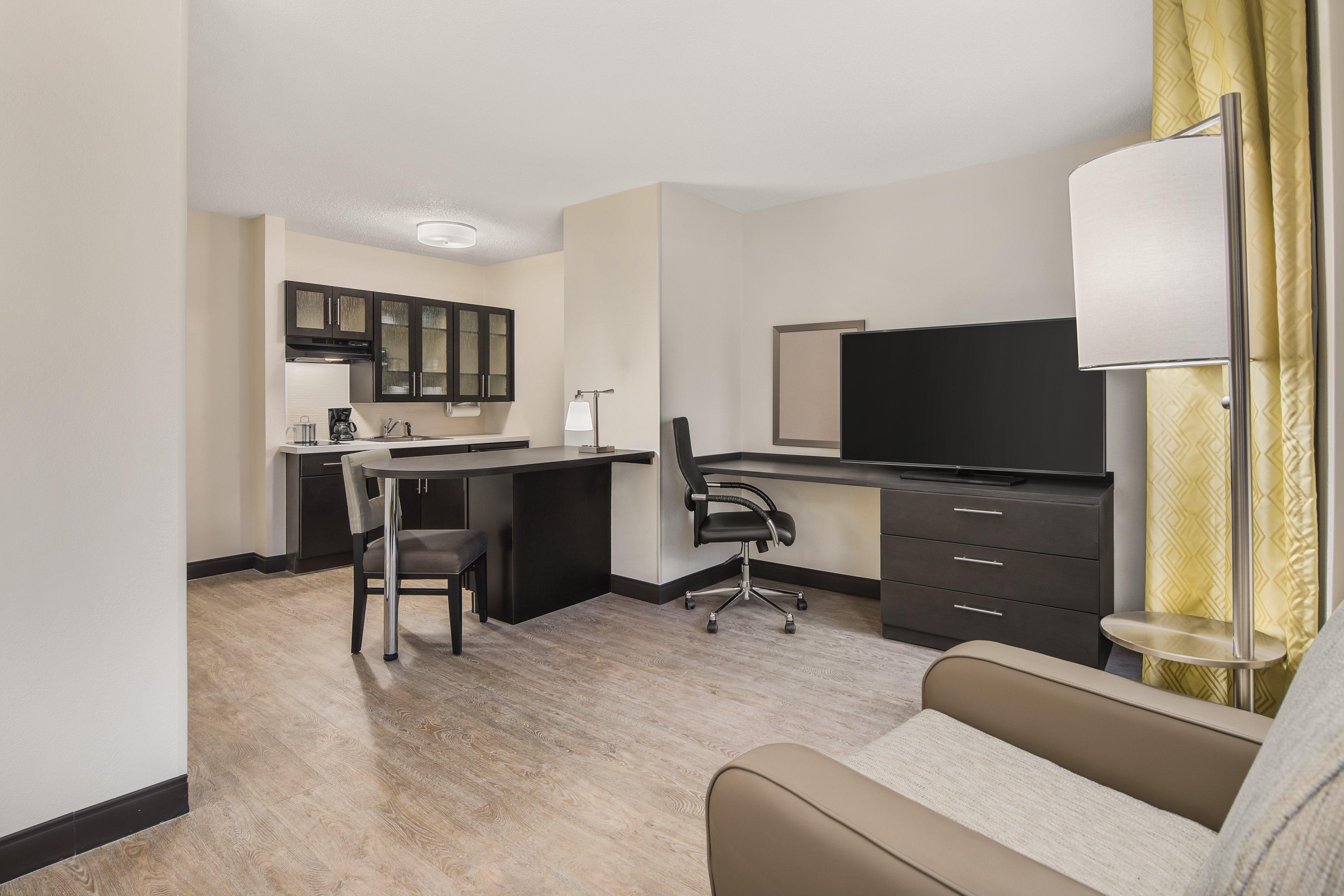 Candlewood - - Arrowood By Ihg Hotel 2*